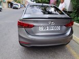 Hyundai Accent-2