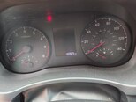 Hyundai Accent-12