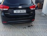 Kia Carens-2