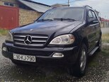 Mercedes ML 270-2