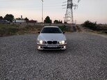 BMW 523-2
