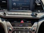 Hyundai Elantra-19