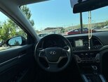 Hyundai Elantra-6