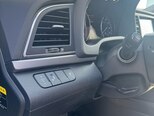 Hyundai Elantra-12