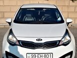 Kia Rio-1