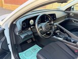 Hyundai Elantra-13