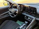 Hyundai Elantra-11