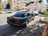 Mercedes E 200-12