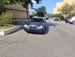 Mercedes E 200-1