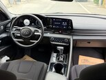 Hyundai Elantra-12