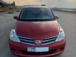 Nissan Tiida-12