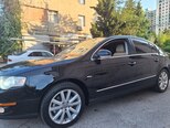 Volkswagen Passat-8