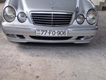Mercedes E 320-1
