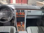 Mercedes E 320-6