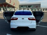 Kia Pride-10