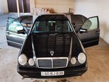 Mercedes E 240-1