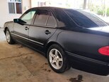 Mercedes E 240-5