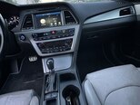 Hyundai Sonata-8