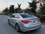 Hyundai Sonata-17