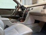 Mercedes E 320-4