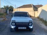 LADA (VAZ) Niva-1