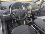Opel Zafira-4