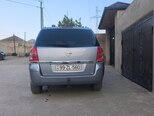 Opel Zafira-2