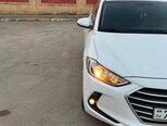 Hyundai Avante-12