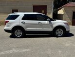 Ford Explorer-3