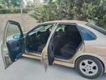 Opel Vectra-4