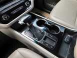 Kia Carnival-7