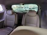 Kia Carnival-13