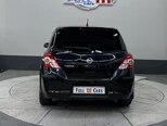 Nissan Tiida-5