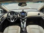 Chevrolet Cruze-12