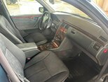 Mercedes E 270-6