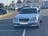 Mercedes E 240-3