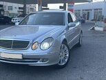 Mercedes E 240-11