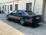 Mercedes E 200-13