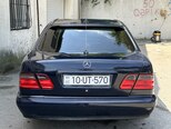 Mercedes E 200-2