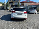 Kia Carens-4