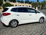 Kia Carens-5