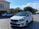 Kia Carens-1