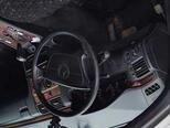 Mercedes E 220-2