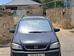 Opel Zafira-4
