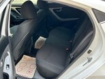Hyundai Elantra-14