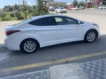 Hyundai Elantra-12