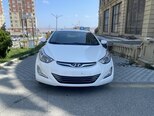 Hyundai Elantra-9