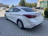 Hyundai Elantra-8