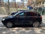 Volkswagen Tiguan-5