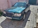 Mercedes 220 E-4